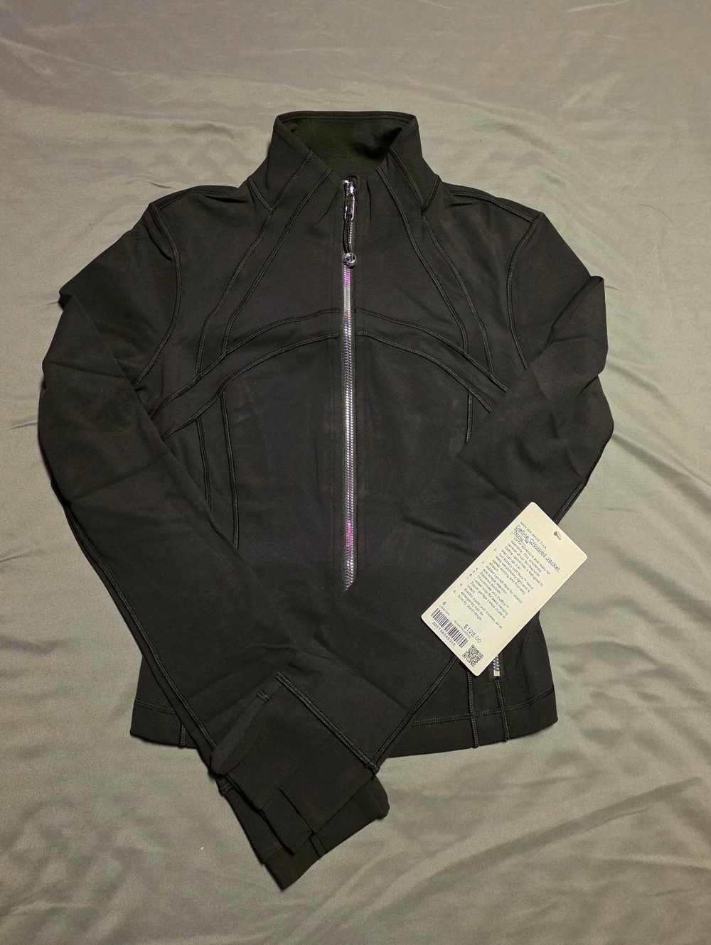 Lululemon Define Cropped Jacket *Nulu  Size 4 New